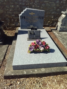 Tombe de Victor Guignard qui a combattu durant la 1ère Guerre Mondiale.